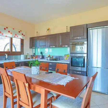 Dersea Villa *