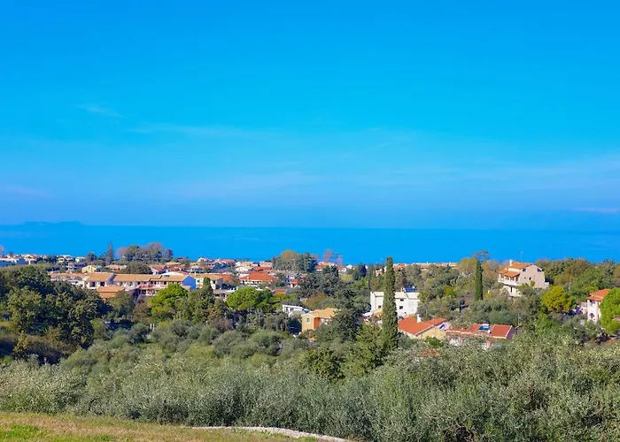 Villa Dersea